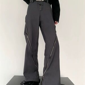 Stylish Gray Zippered Leggings